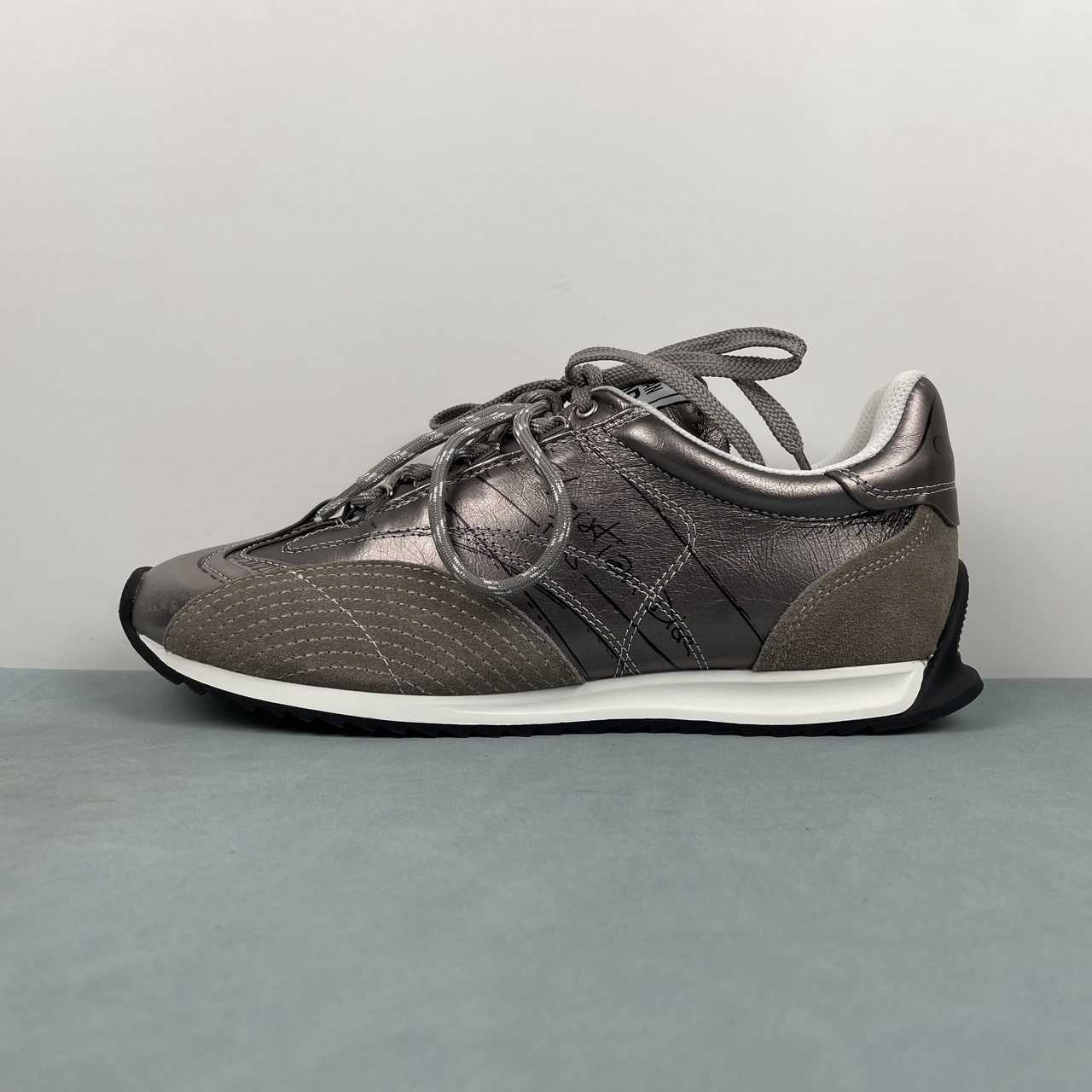 D-Sketch Sneaker