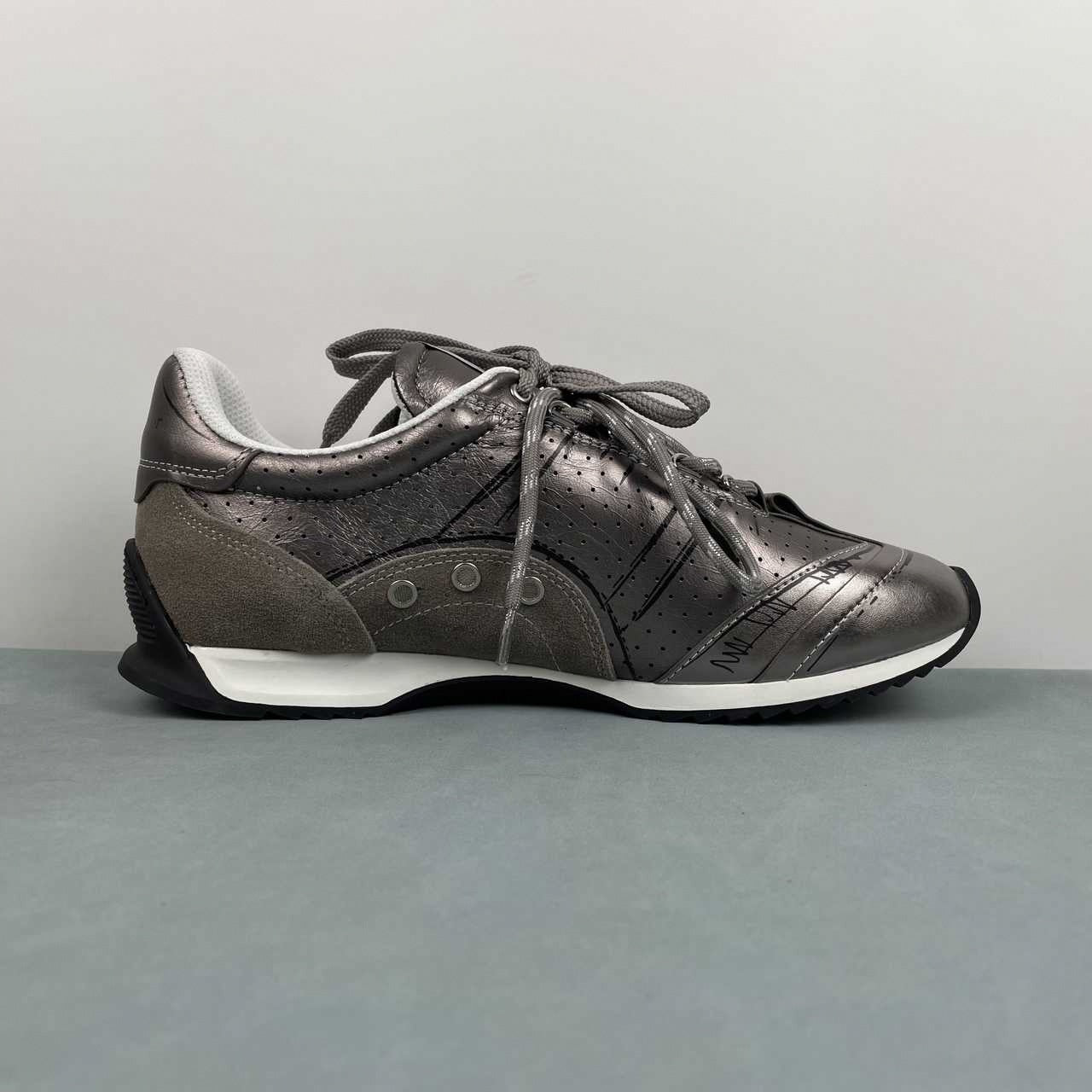 D-Sketch Sneaker