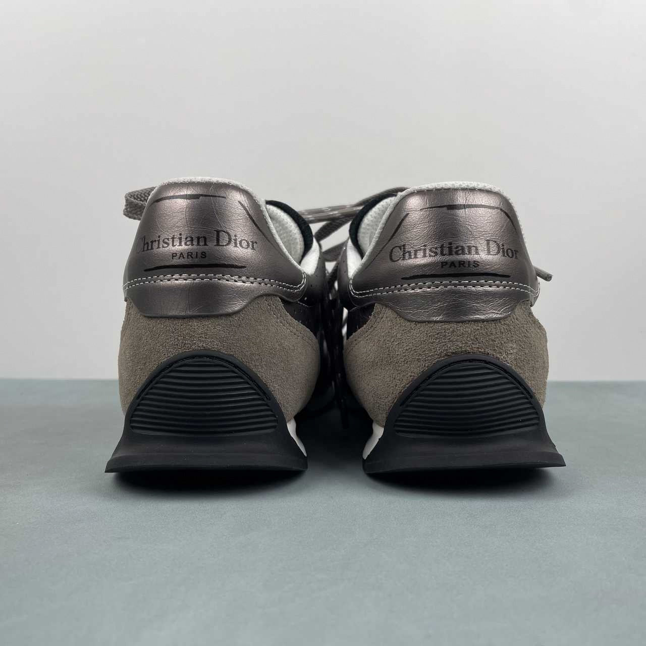 D-Sketch Sneaker