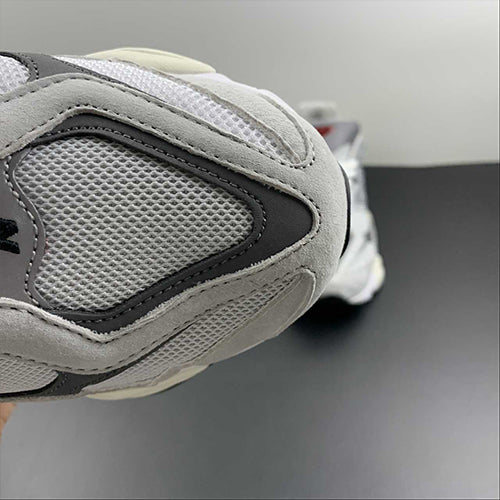 New Balance 9060 - Sneakers - Grey